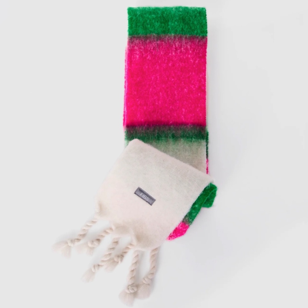 FIGS Knit Scarf